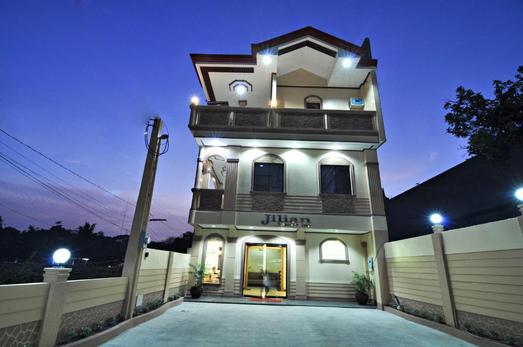Jilian Tourist Inn Puerto Princesa Esterno foto