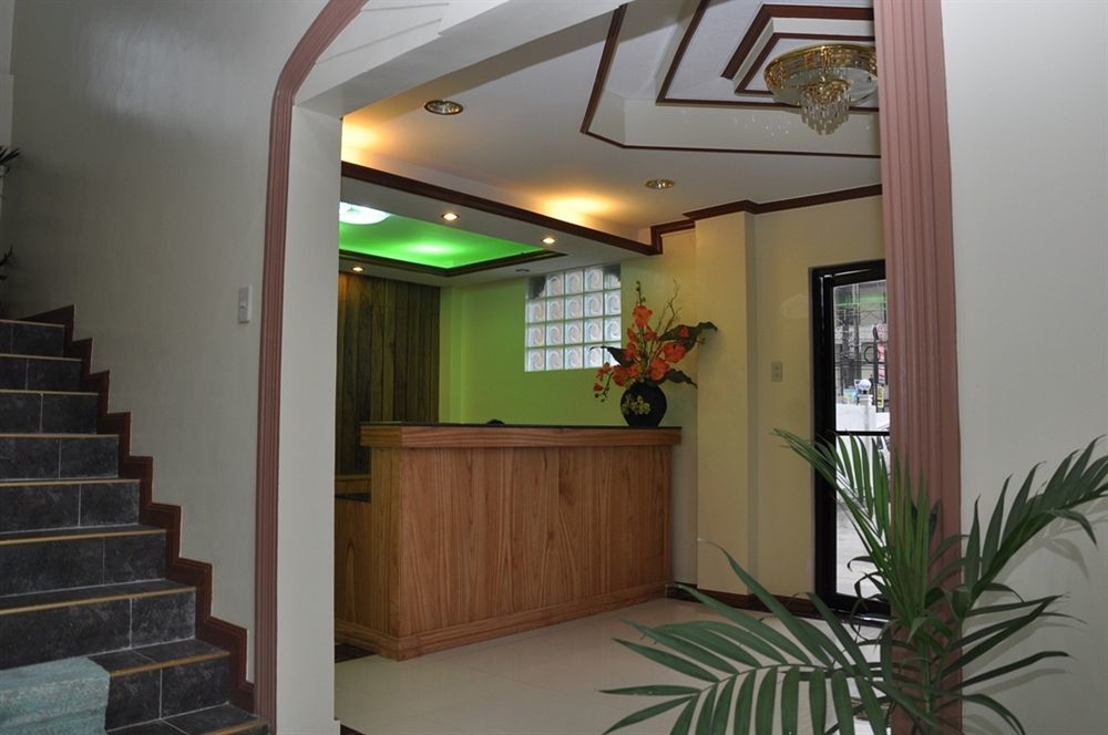 Jilian Tourist Inn Puerto Princesa Esterno foto